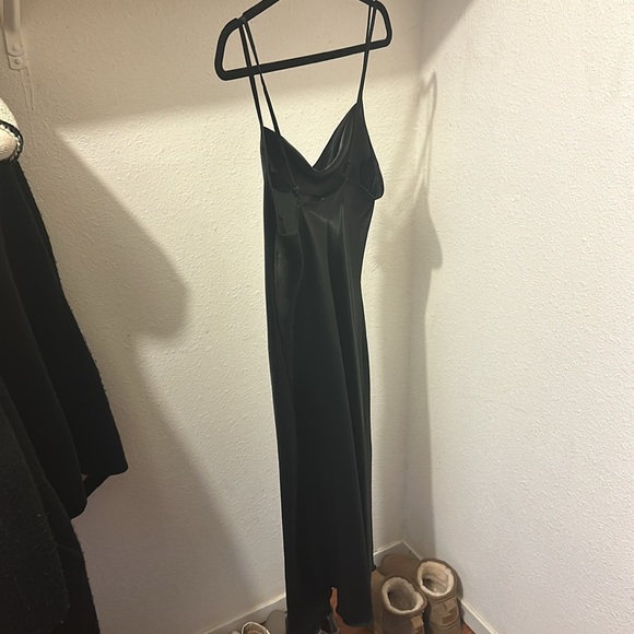 BEBE satin dress - Picture 2 of 2